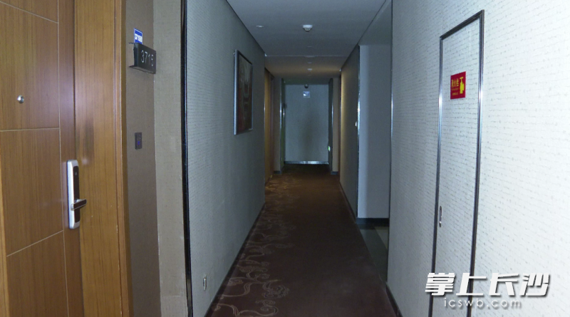 目前，该酒店已无客人入住。