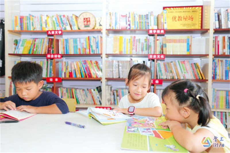 每个屋场，都有一个共享阅读场所。