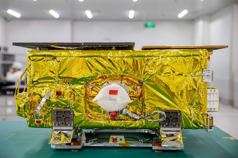 云遥一号27星（卫星代号ty170）桌面测试。均为通讯员 供图