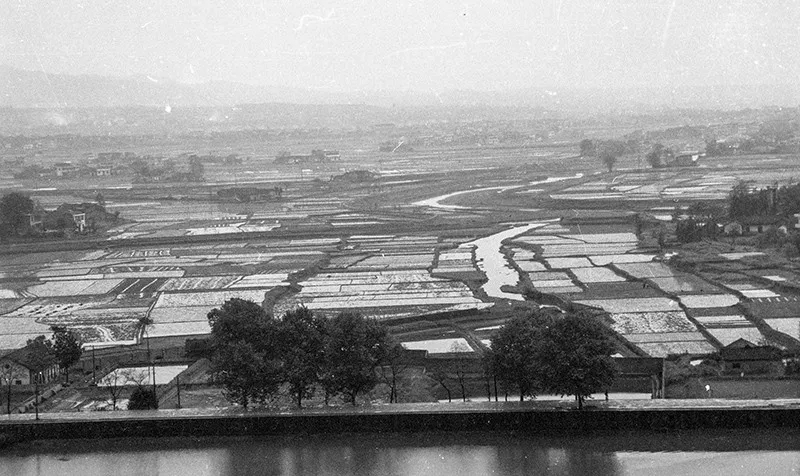 △2000年的炭河里