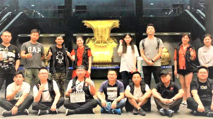 宁乡炭河里青铜博物馆宣传片《邂逅》主创团队合影。