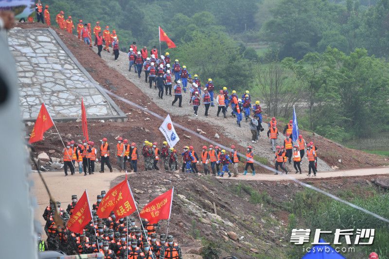 5月14日上午，长沙县举行2022年城市安全运行暨防汛综合应急演练。均为长沙晚报全媒体记者 王志伟 摄