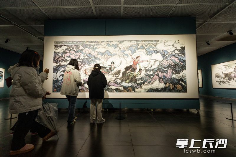 展览作品多以人物画为主。