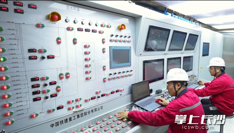 操作室。 均为通讯员供图 操作室。 均为通讯员供图