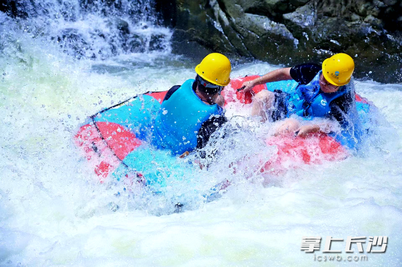 沩山漂流三条线各有特色。