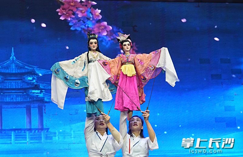 湖南杖头木偶戏《化蝶》 湖南杖头木偶戏《化蝶》