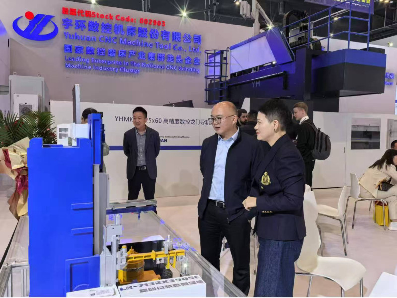 来自长沙经开区的金岭机床、宇环精密、一派直驱、中大创远、南方机床、津一凯帅等6家企业参展。园区供图