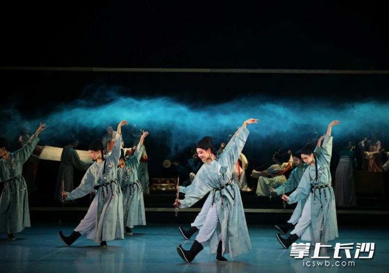 《捣练图》剧照 《捣练图》剧照