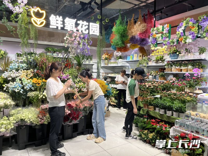 升级后的门店更具年轻化、场景化、品质化的核心特征。