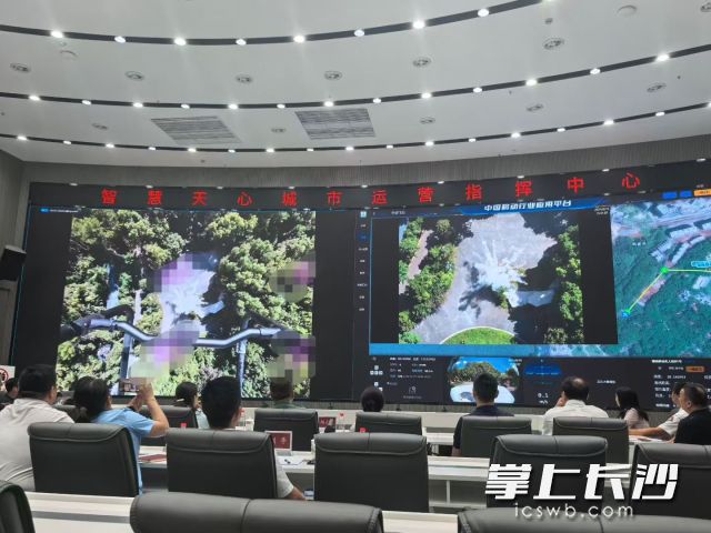 锁定“起火点”——“精准投弹”——“灭火成功”,图为天心区开展无人机“森林防灭火”应用场景。 长沙晚报通讯员 李元杰供图 锁定“起火点”——“精准投弹”——“灭火成功”,图为天心区开展无人机“森林防灭火”应用场景。 长沙晚报通讯员 李元杰供图