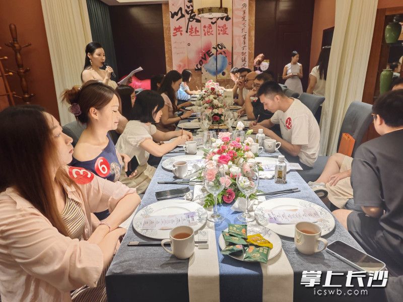 交友活动现场。均为受访方供图 交友活动现场。均为受访方供图