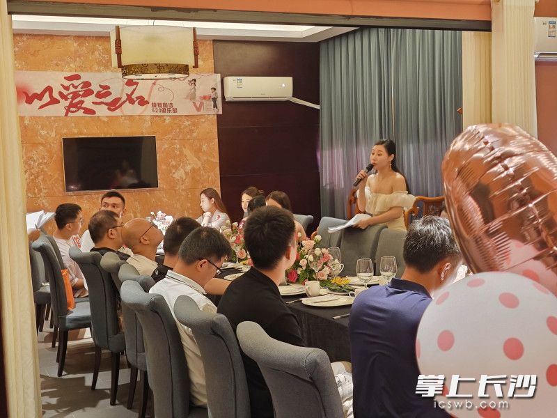 俱乐部精心设计特色环节。 俱乐部精心设计特色环节。