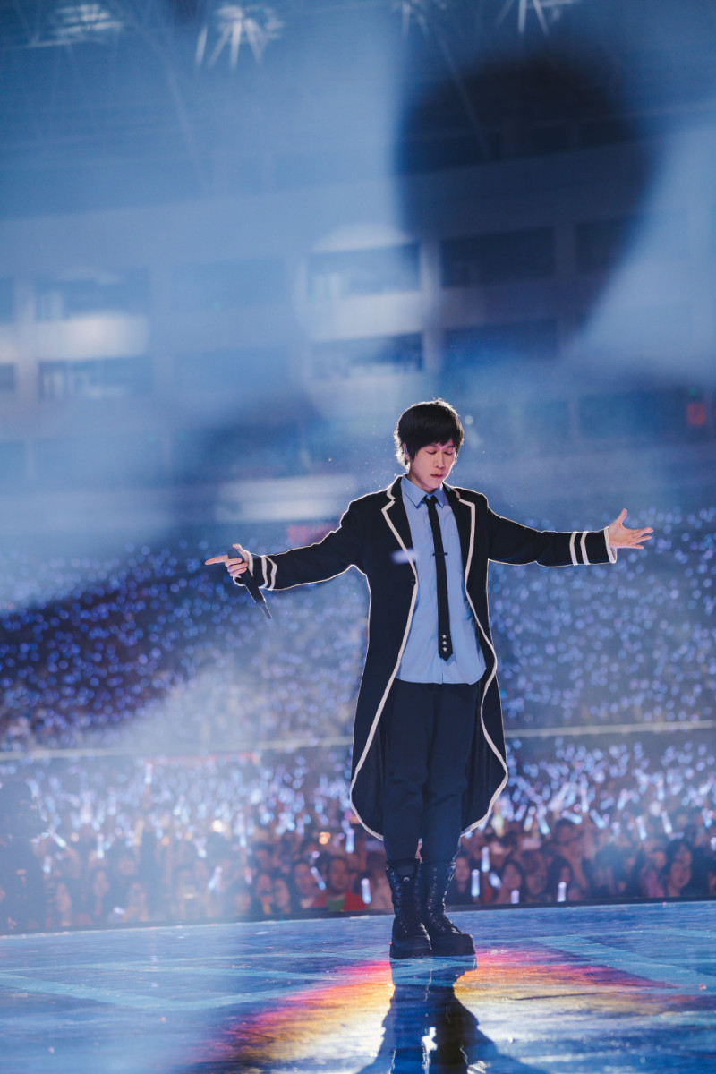 五月天“回到那一天”25周年巡演长沙站。主办方供图 五月天“回到那一天”25周年巡演长沙站。主办方供图