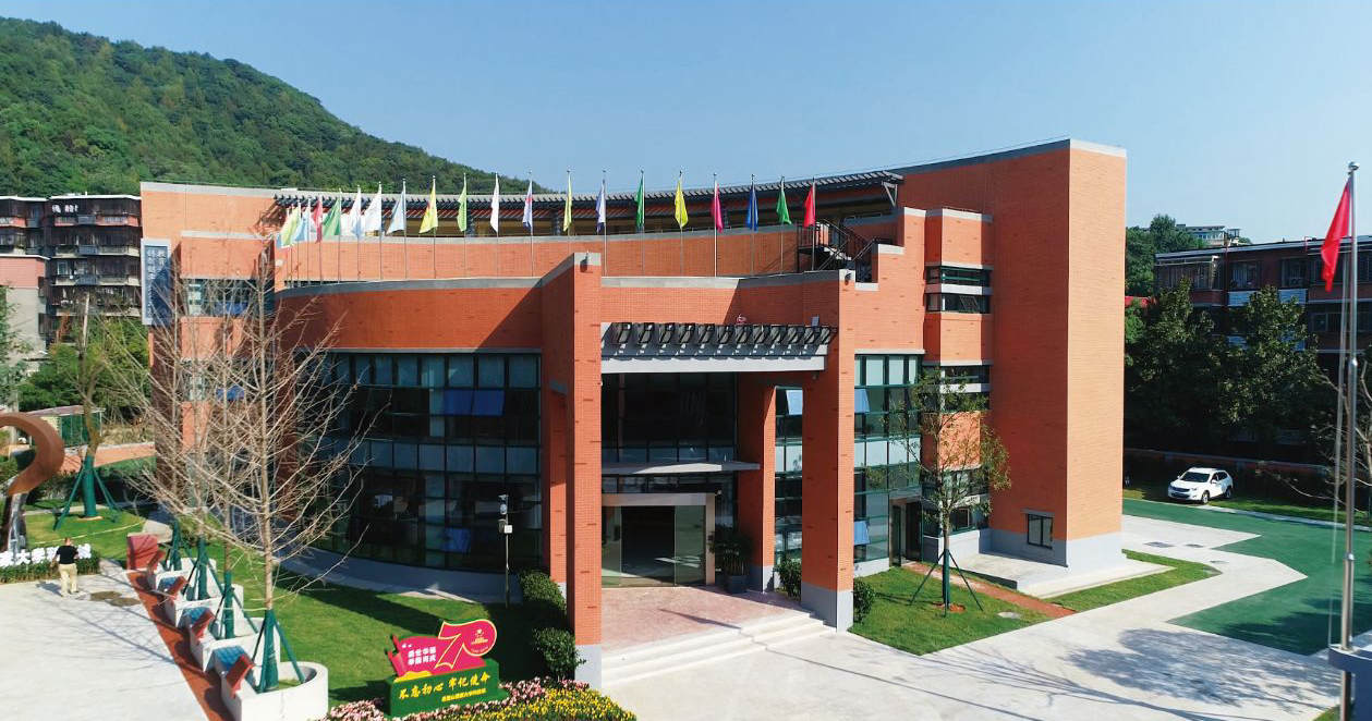 岳麓山大学科技城管委会。 岳麓山大学科技城管委会。