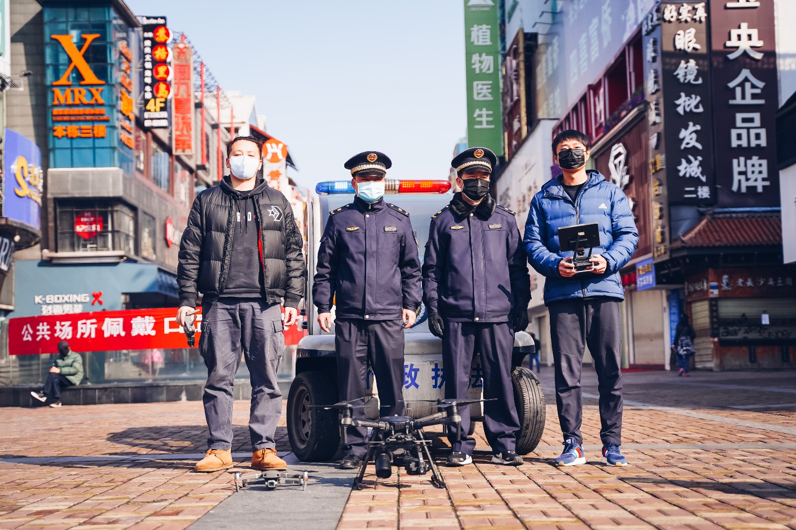 今年2月4日，天心区城管开始使用无人机宣传和监督防疫