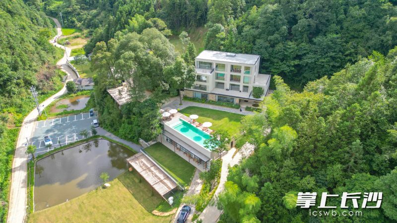 位于澄潭江镇，投资1000万元的精品民宿于日前开业，首月便接待游客超500人次。