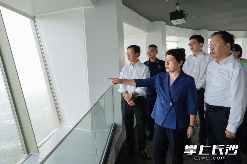 岳麓山景区检查现场。 均为长沙晚报全媒体记者 郭雨滴 摄 岳麓山景区检查现场。 均为长沙晚报全媒体记者 郭雨滴 摄