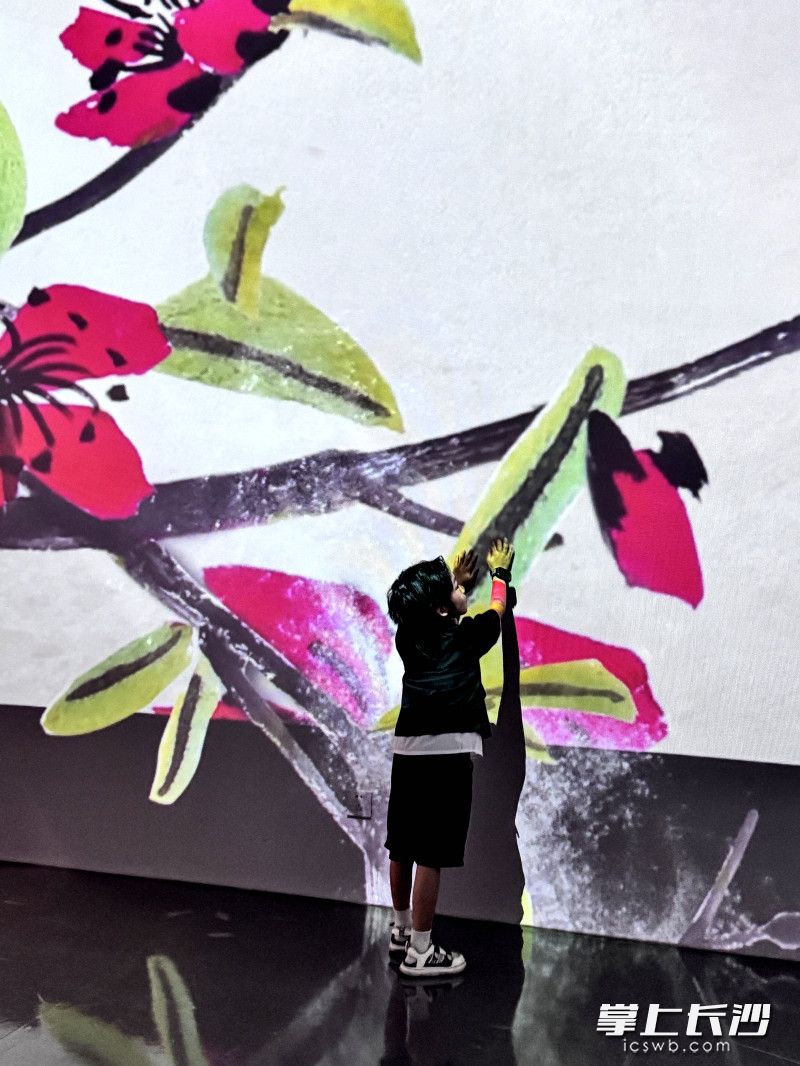 打卡光影画廊。