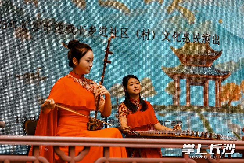 民乐演奏现场。