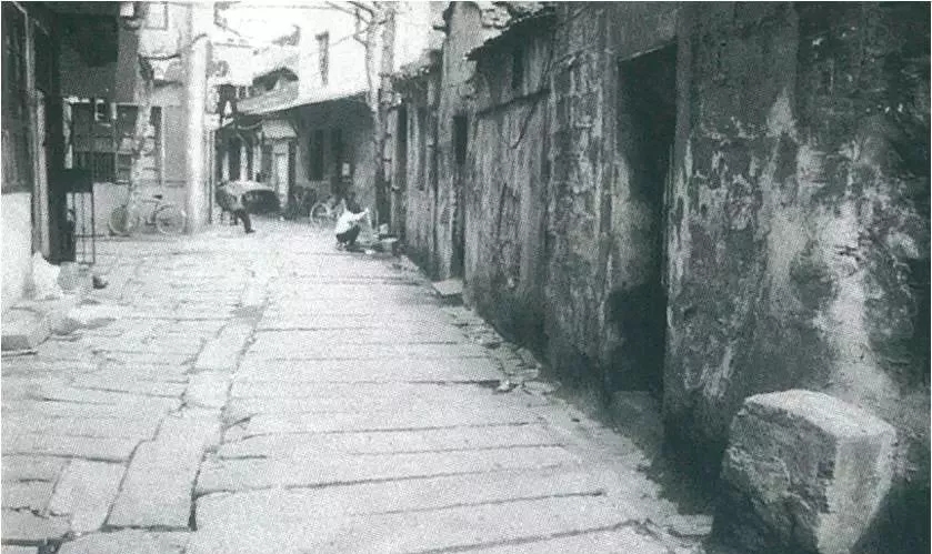 ▲90年代的化龙池