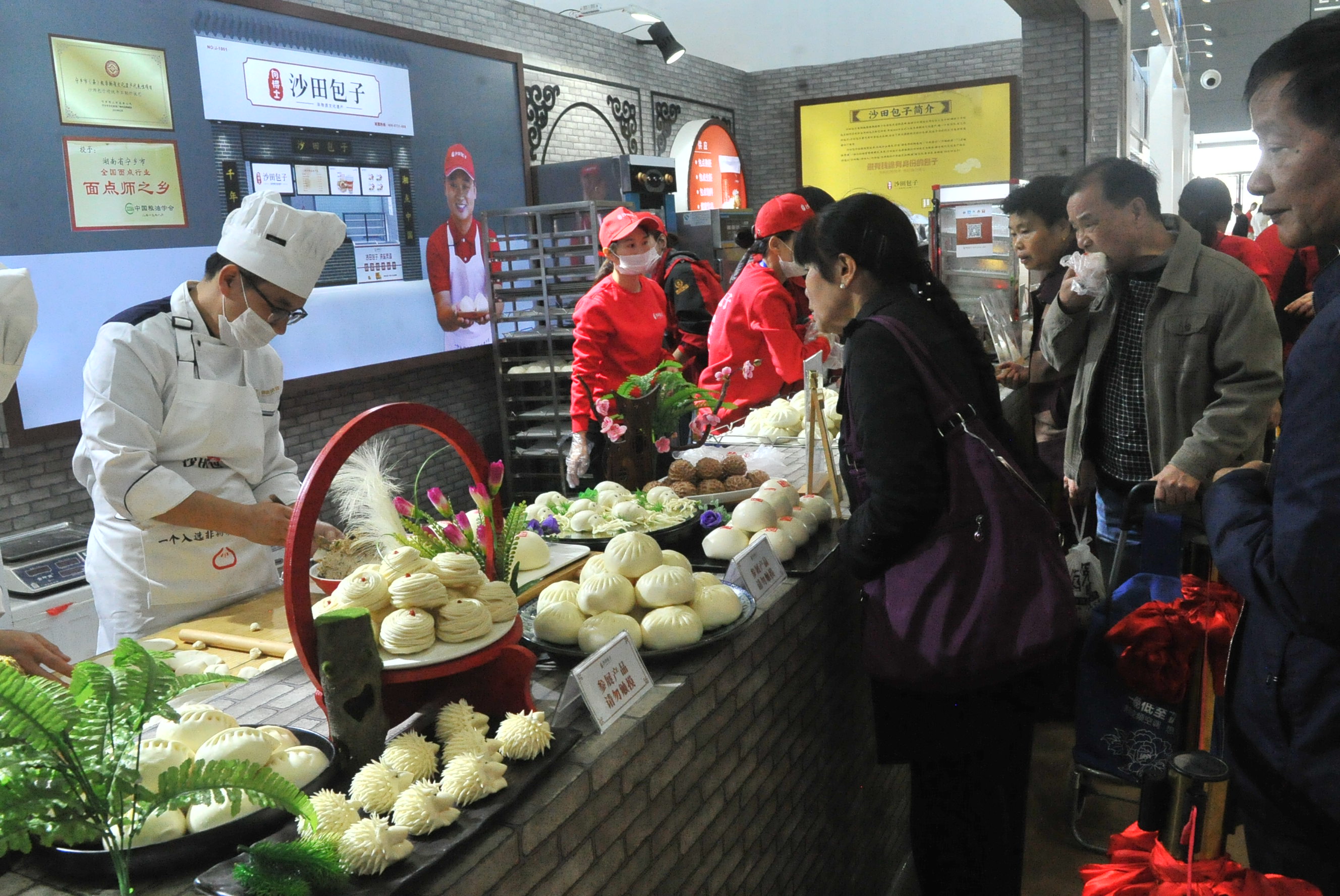 沙田包子受到消费者青睐。